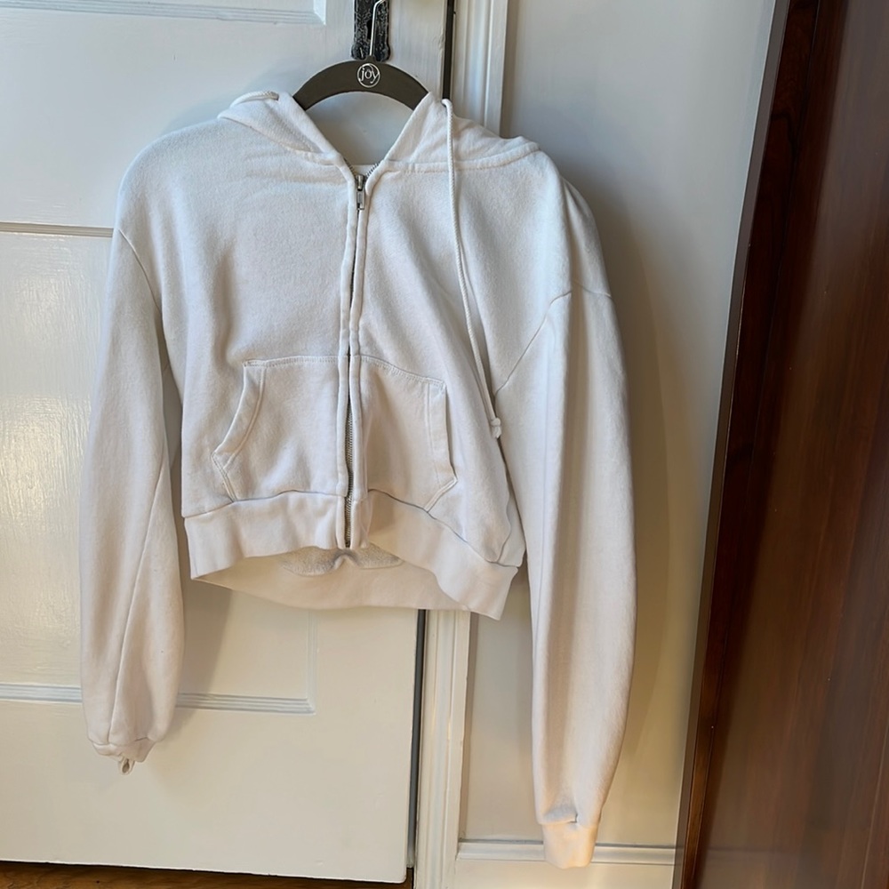 Brandy Melville cropped zip up hoodie